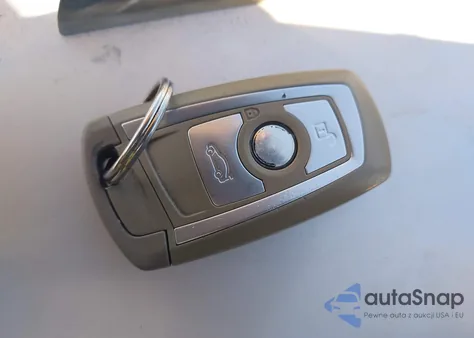 2012 BMW 328I из США, поврежденный, VIN WBA3A5C57CF342333